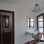 La Casa Nostra - Family Oriented House In Quiet Area バハマル