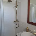 La Casa Nostra - Family Oriented House In Quiet Area バハマル