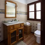 別荘 La Casa Nostra - Family Oriented House In Quiet Area *